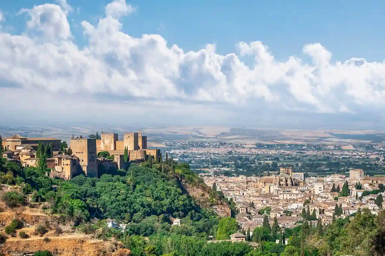 Granada Alhambra Anreise Blick Stadt